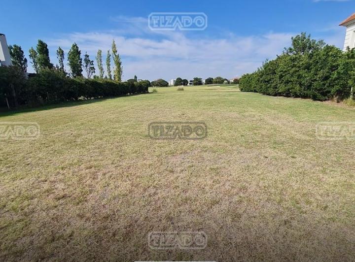 Terreno · 1258m²