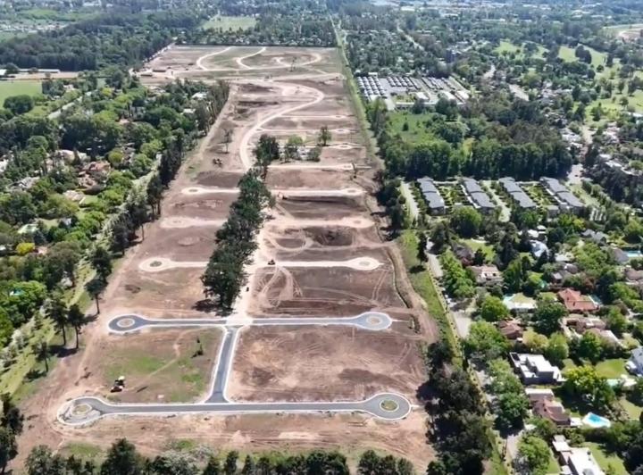 Terreno · 619m²