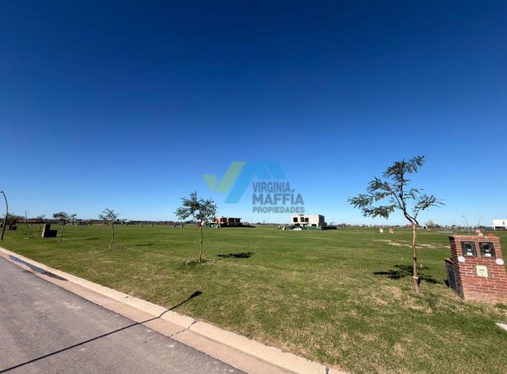 Terreno · 681m²