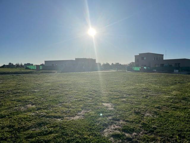 Terreno · 790m²