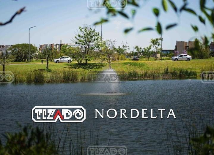Terreno · 917m²