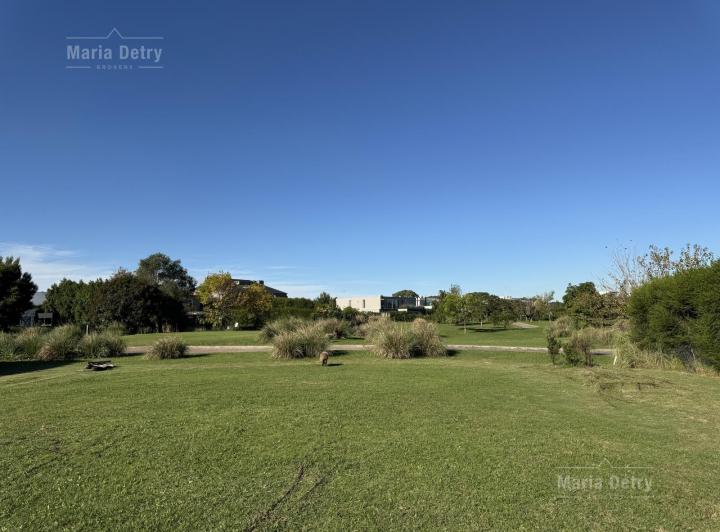 Terreno · 1310m²