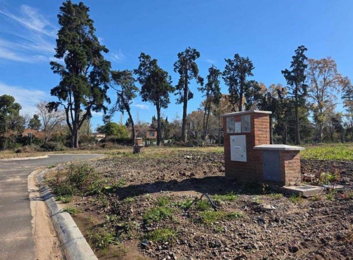 Terreno · 600m²