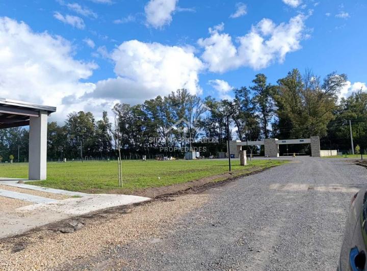Terreno · 600m²