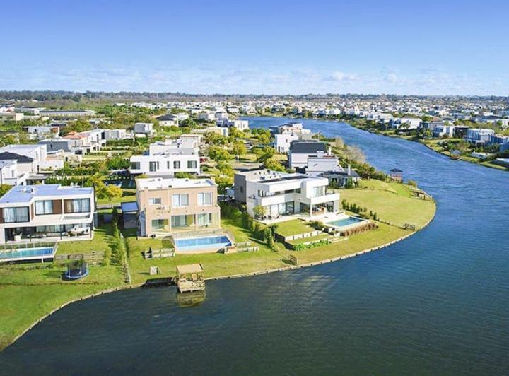 Terreno · 951m²