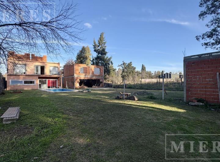 Terreno · 3280m²