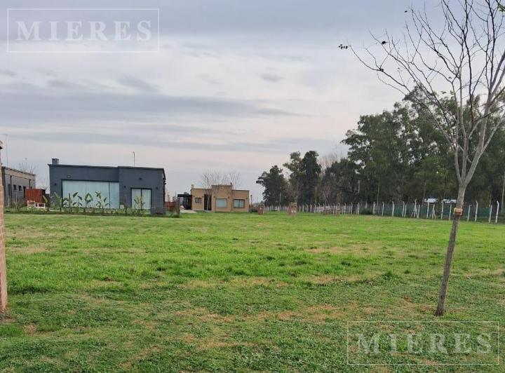 Terreno · 483m²