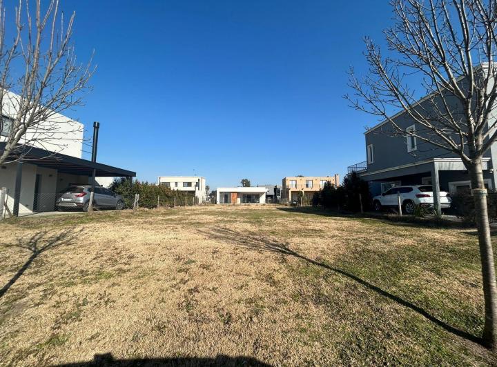 Terreno · 526m²