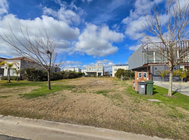 Terreno · 545m²