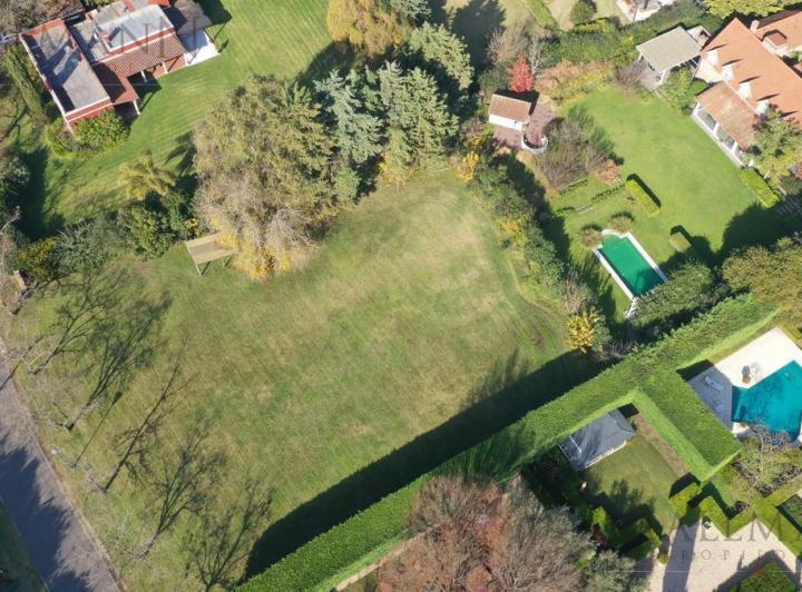 Terreno · 1980m²