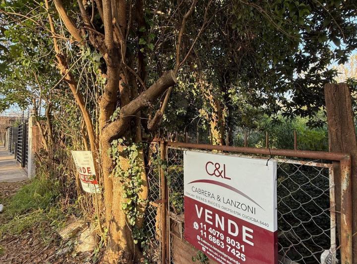 Terreno · 320m²