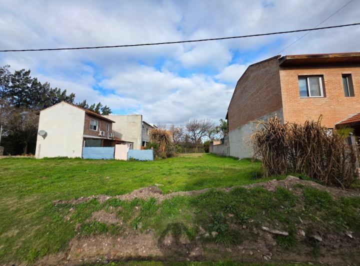 Terreno · 164m²