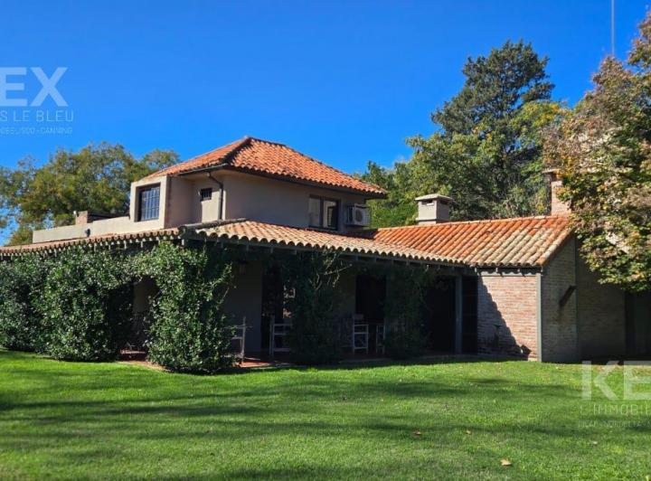 Terreno · 1034m²