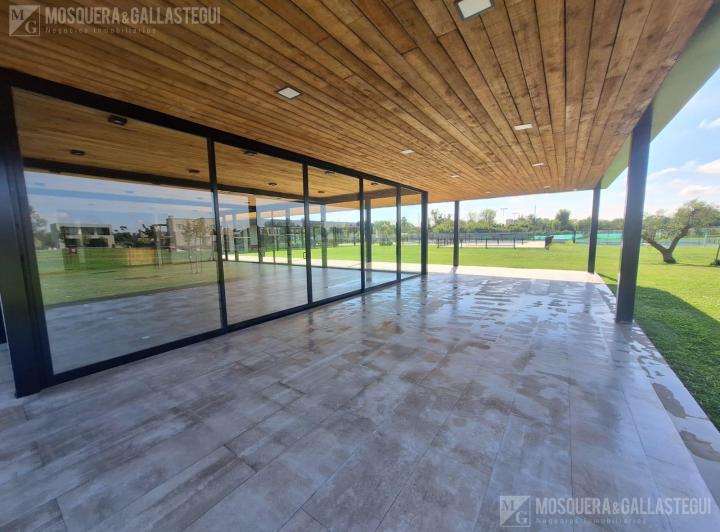 Terreno · 375m²