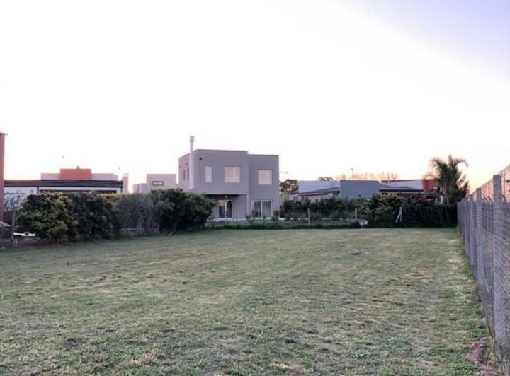 Terreno · 641m²
