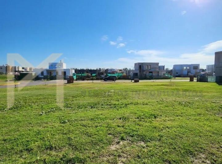 Terreno · 537m²