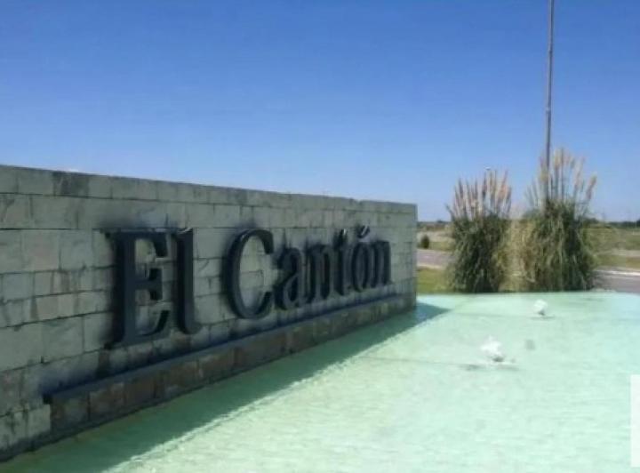 Terreno · 850m²