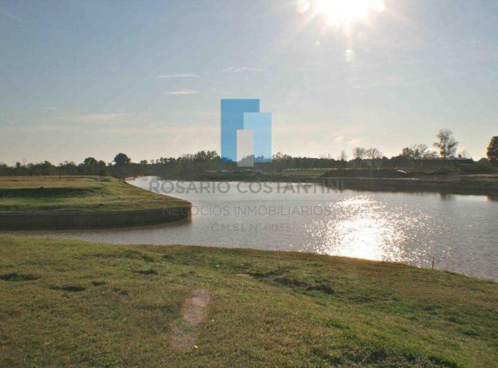 Terreno · 903m²