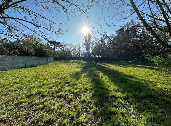 Terreno · 2500m²