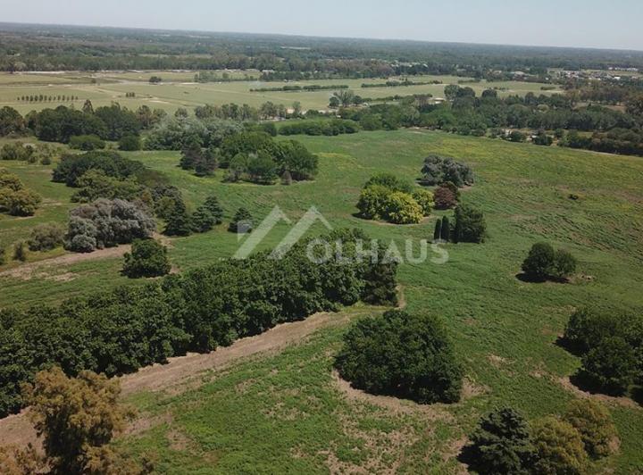 Terreno · 811m²