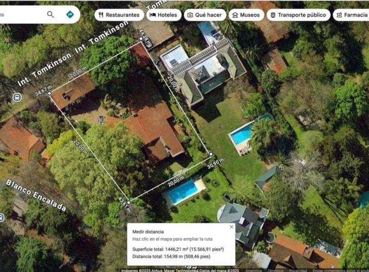 Terreno · 1307m²