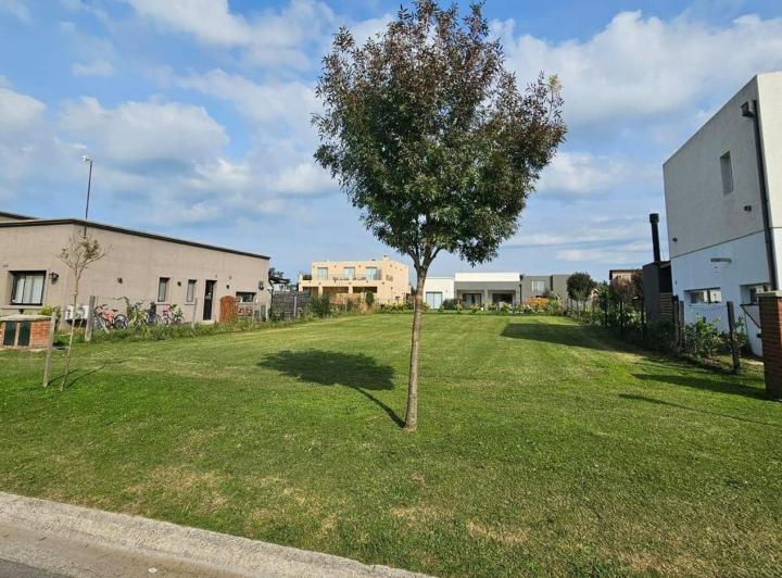 Terreno · 489m²