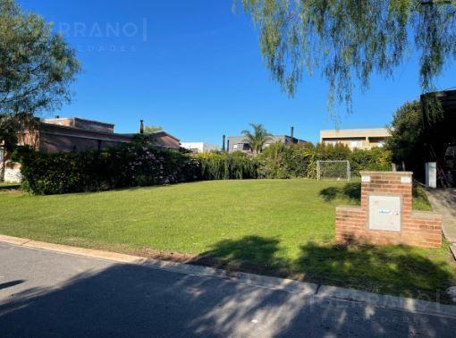 Terreno · 543m²
