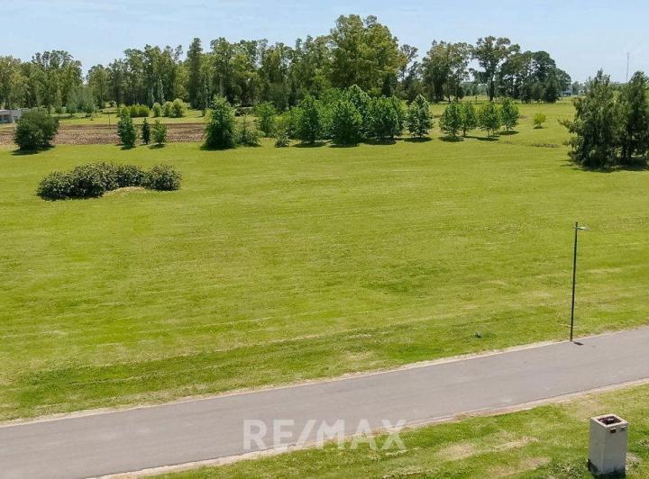 Terreno · 1728m²