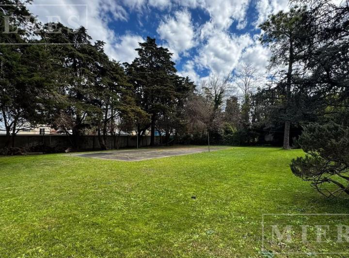 Terreno · 3308m²
