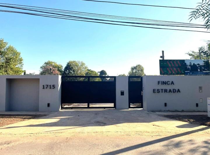 Terreno · 387m²