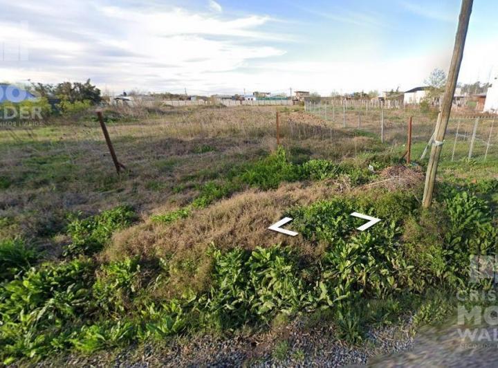 Terreno · 765m²
