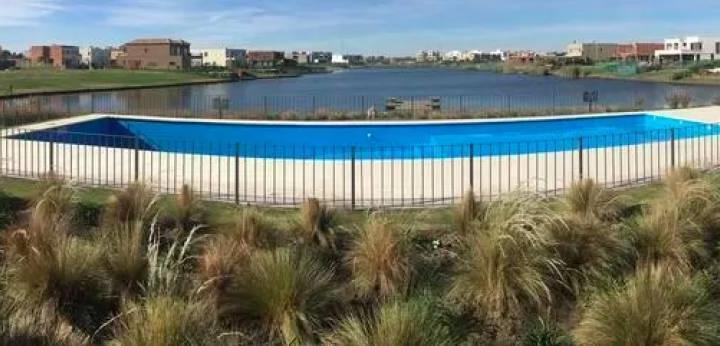 Terreno · 557m²