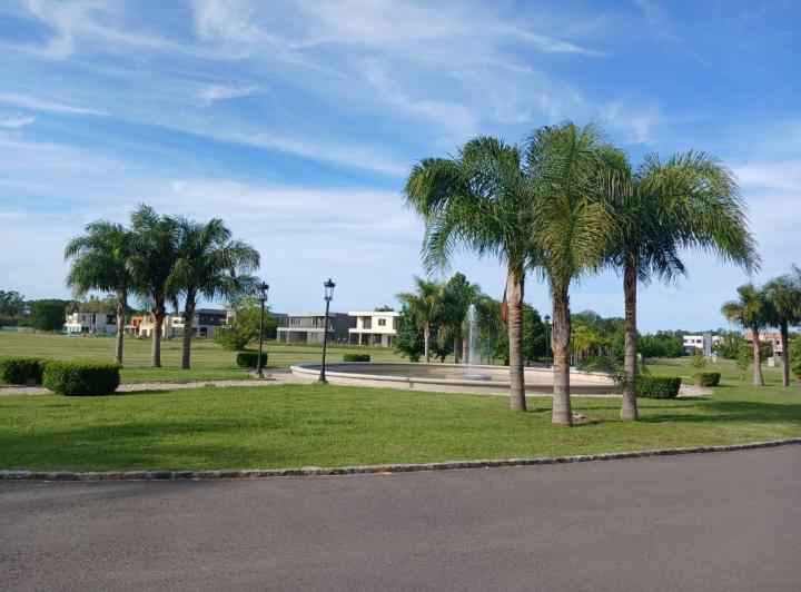 Terreno · 900m²