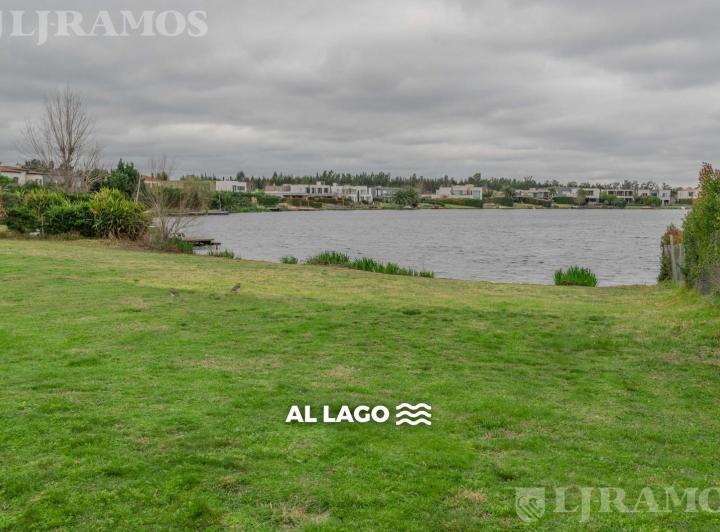 Terreno · 1033m²