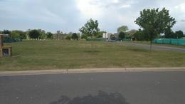 Terreno · 829m²