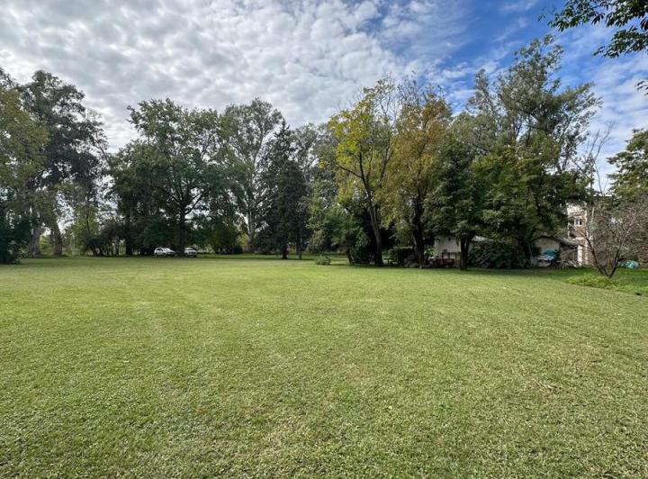 Terreno · 4600m²