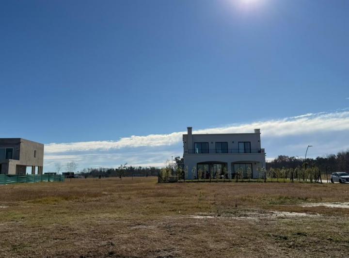 Terreno · 685m²