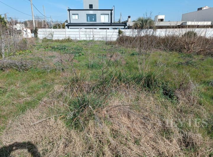 Terreno · 594m²