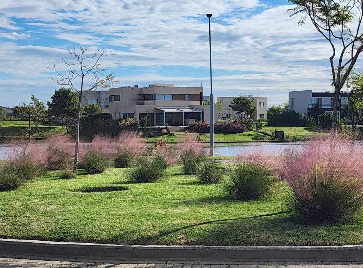 Terreno · 795m²