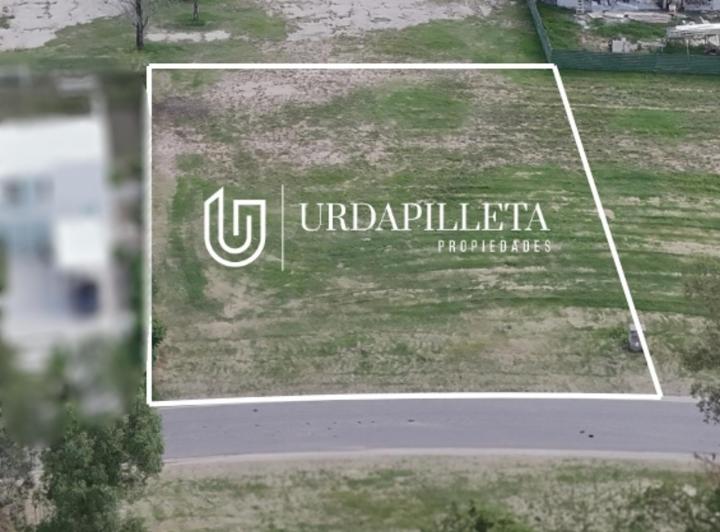 Terreno · 966m²