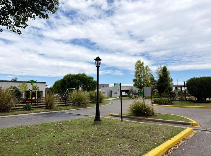 Terreno · 465m²