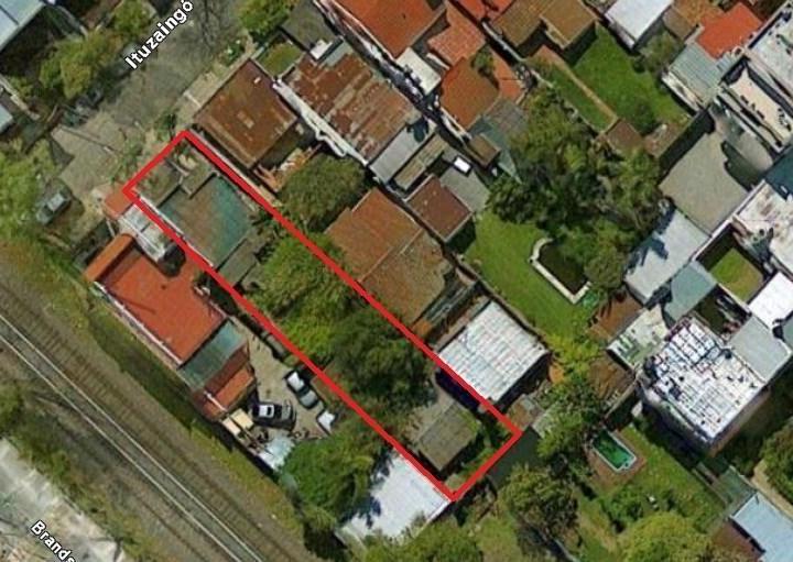 Terreno · 372m²