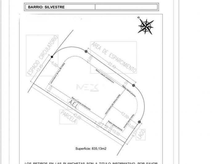 Terreno · 835m²