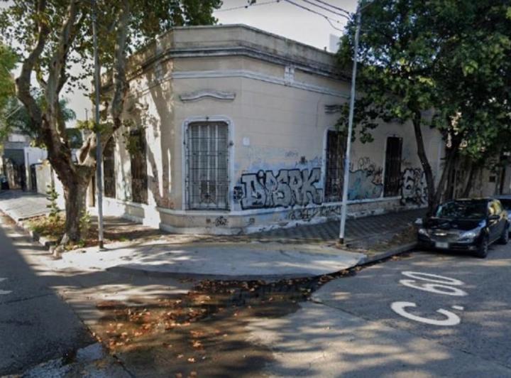 Terreno · 272m²