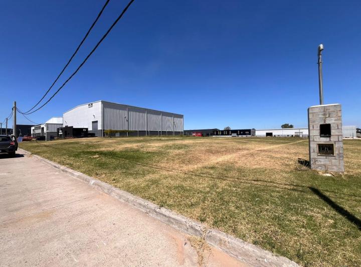Terreno · 2355m²
