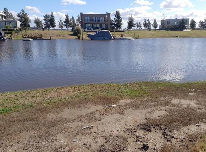 Terreno · 900m²