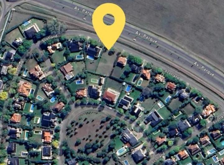 Terreno · 940m²