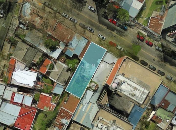 Terreno · 227m² · 4 Ambientes · 1 Cochera
