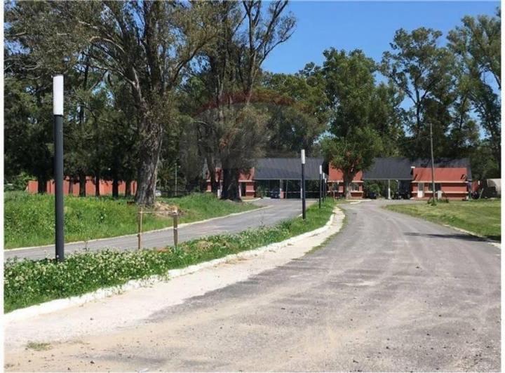 Terreno · 600m²