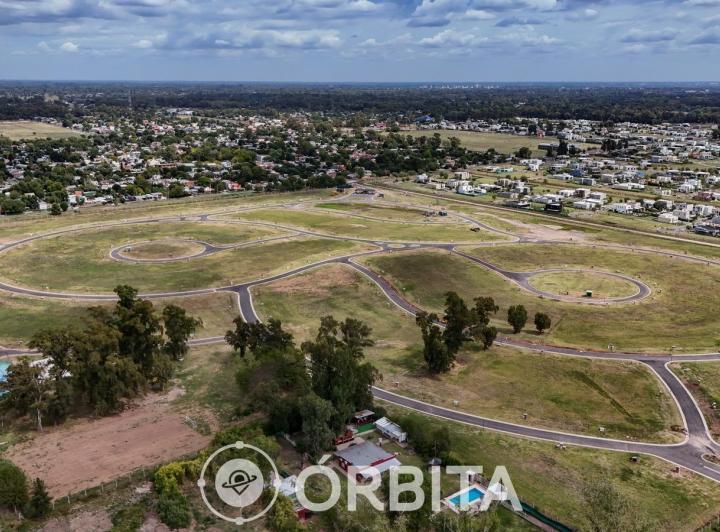 Terreno · 600m²